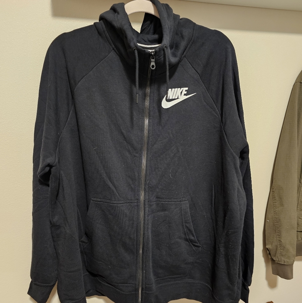 Nike Black Full-Zip Hoodie